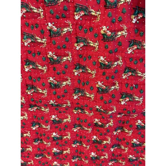 Beautiful Handsewn/Handmade Patchwork Christmas-themed Lap/Baby Quilt 34.5"x 36" - Picture 4 of 5